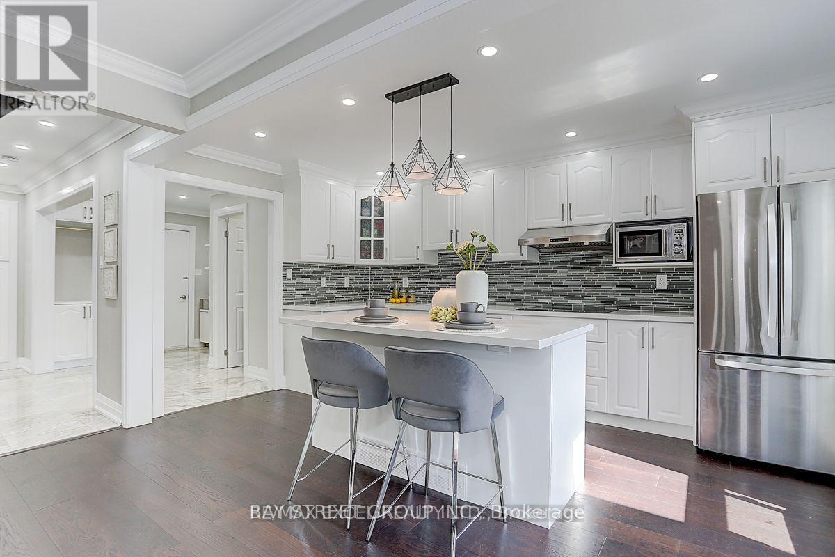 29 Featherstone Avenue, Markham, Ontario L3S 2H2 - Photo 3 - N13446082
