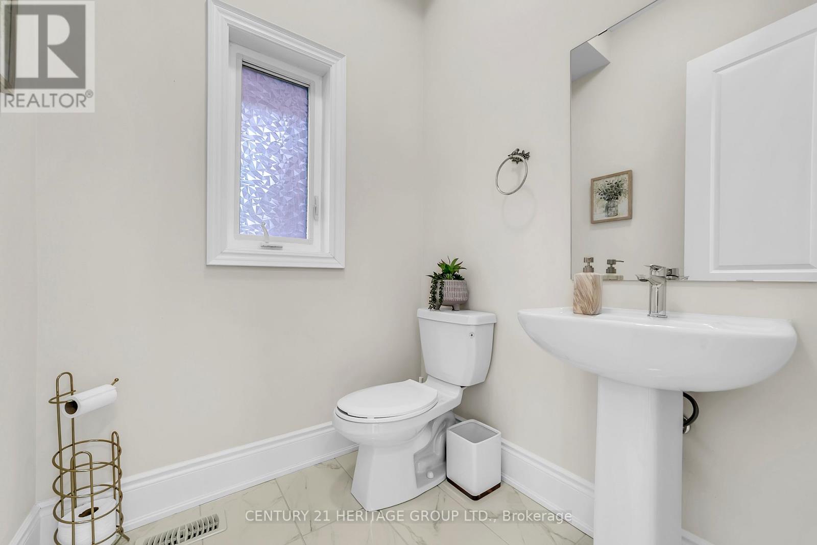 20 Sweet Gale Crescent, Richmond Hill, Ontario L4E 1K1 - Photo 6 - N13446104