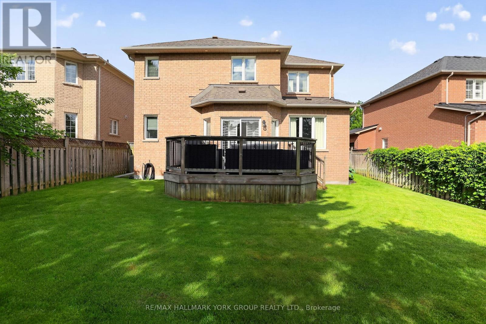 260 Willis Drive, Aurora, Ontario  L4G 7M2 - Photo 10 - N13446260