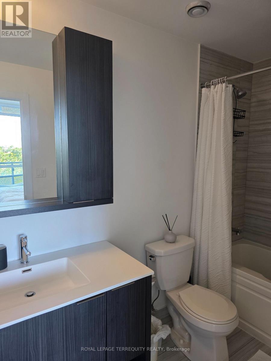 424 - 99 The Donway Road W, Toronto, Ontario  M3C 0N8 - Photo 2 - C13424592