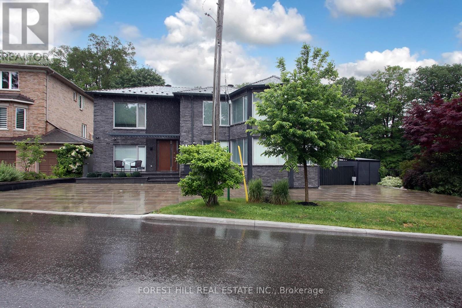 1a Alder Road, Toronto, Ontario M4B 2Y2 - Photo 2 - E13241582