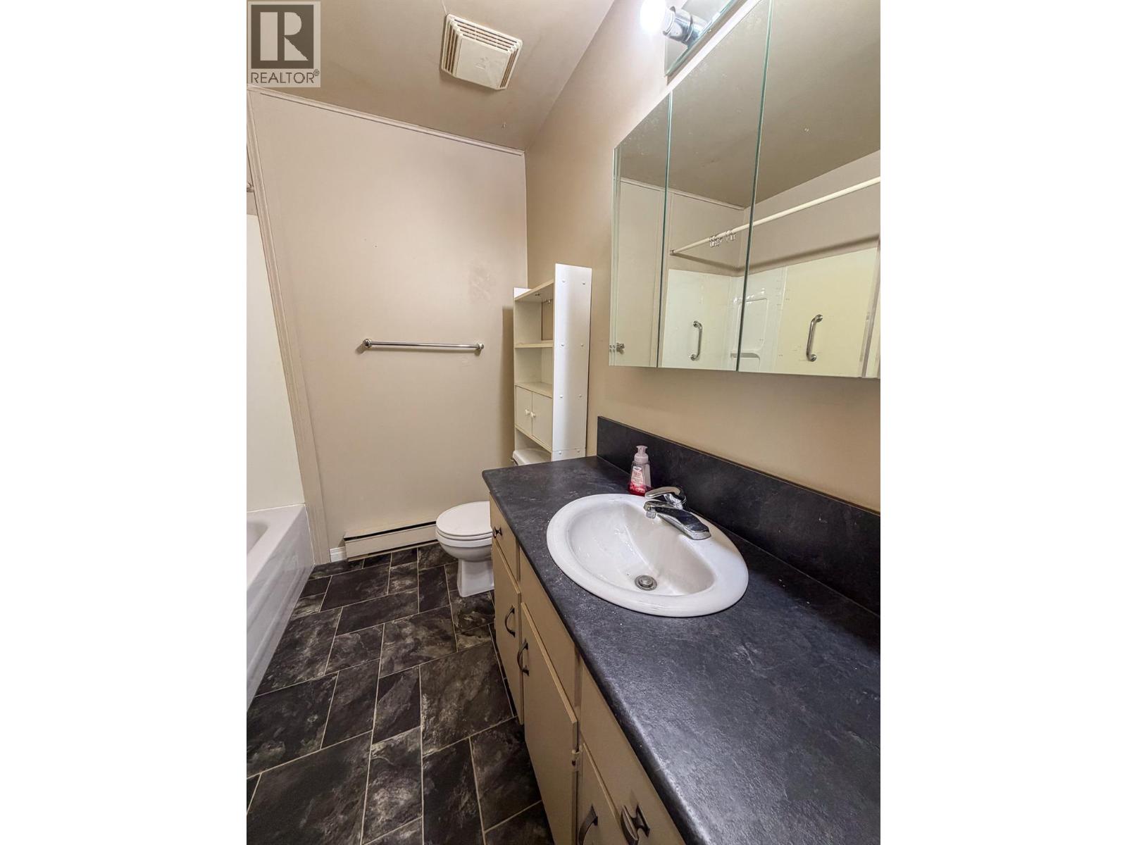 2316 3rd Street S, Cranbrook, British Columbia  V1C 4X5 - Photo 10 - 10391405