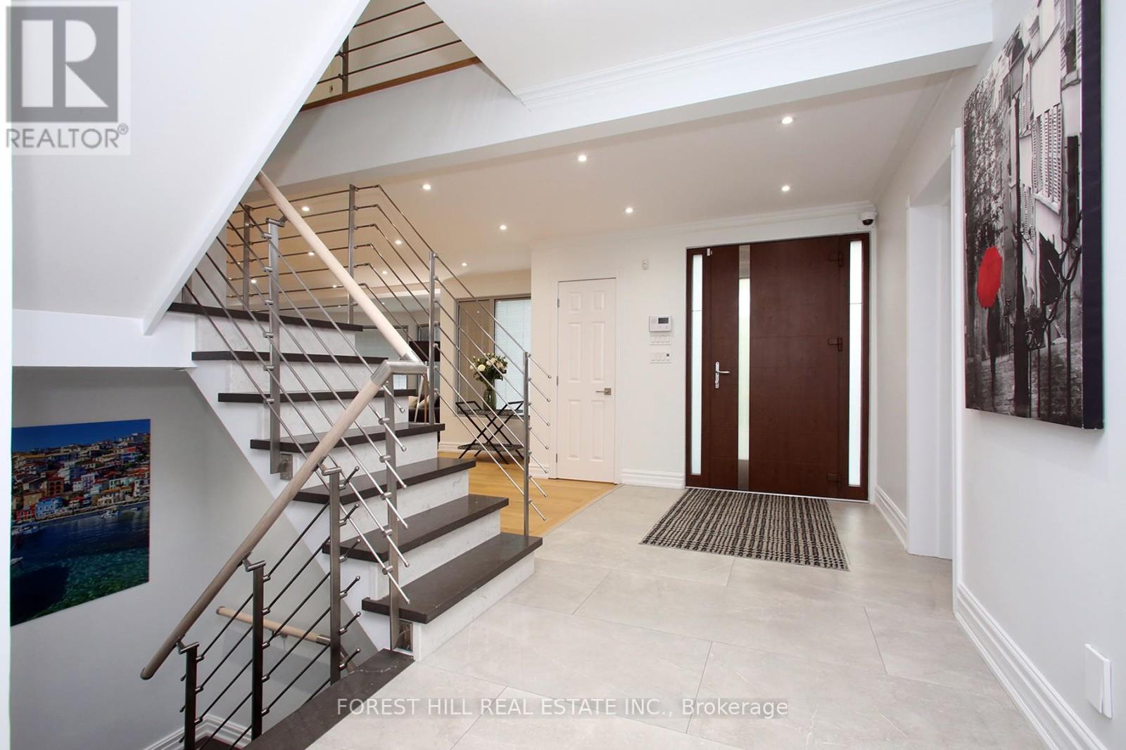 1a Alder Road, Toronto, Ontario M4B 2Y2 - Photo 4 - E13241582