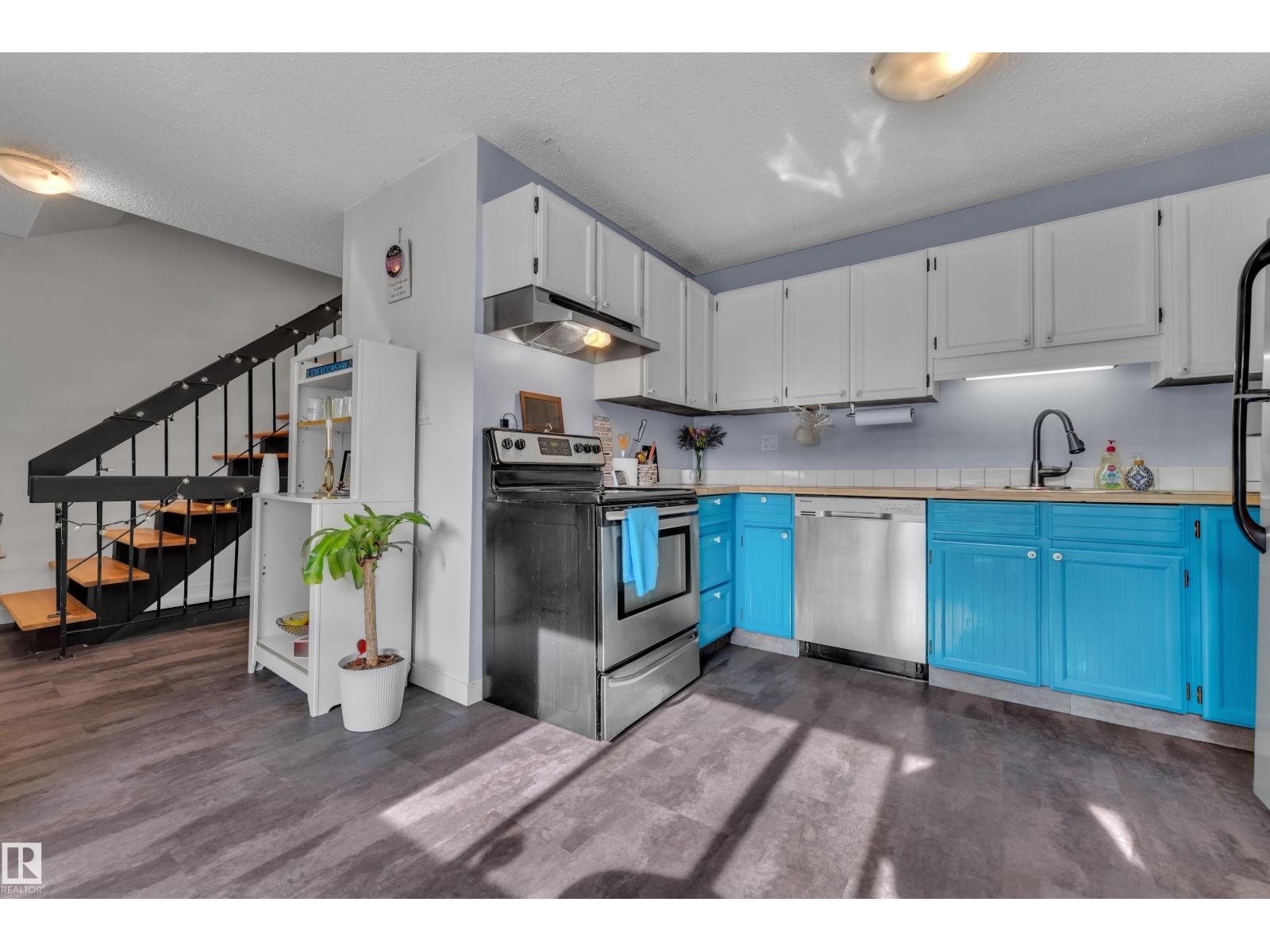 3217 132a Av NW, Edmonton, Alberta  T5A 4K4 - Photo 12 - E4493397