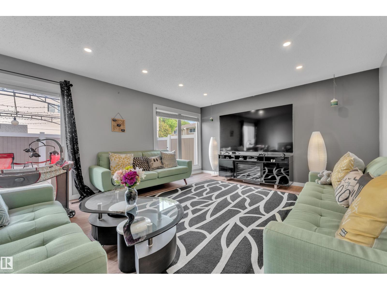 3217 132a Av NW, Edmonton, Alberta  T5A 4K4 - Photo 7 - E4493397