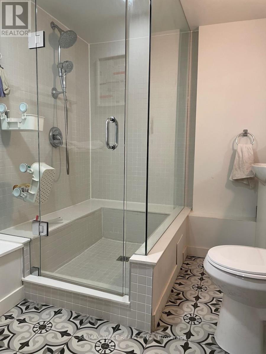 76 Bellwoods Avenue, Toronto, Ontario  M6J 2P4 - Photo 13 - C13446080