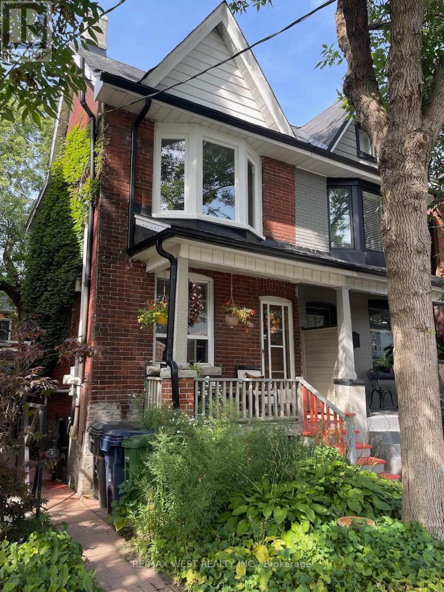 76 Bellwoods Avenue, Toronto, Ontario  M6J 2P4 - Photo 2 - C13446080