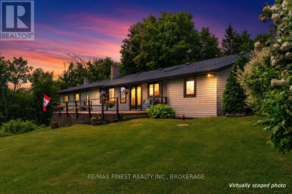 $1,050,000.001034 Sally Lane, Frontenac, Ontario