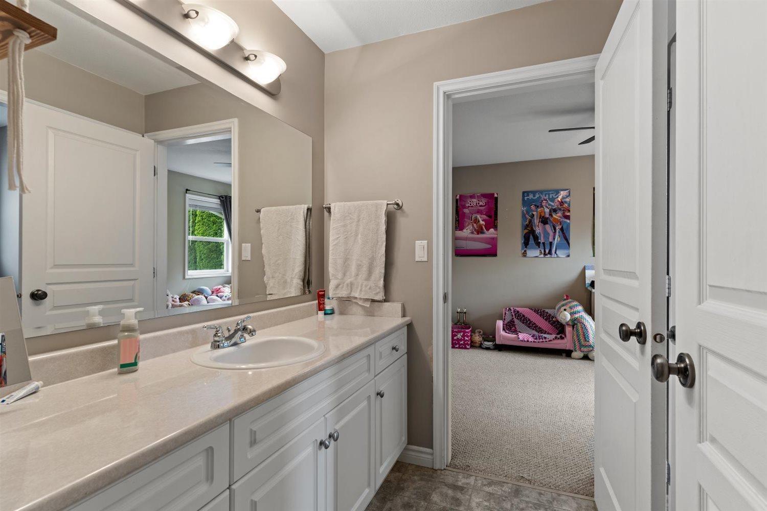 46035 Sherwood Drive, Promontory, Chilliwack, British Columbia  V2R 5R2 - Photo 25 - R3135394