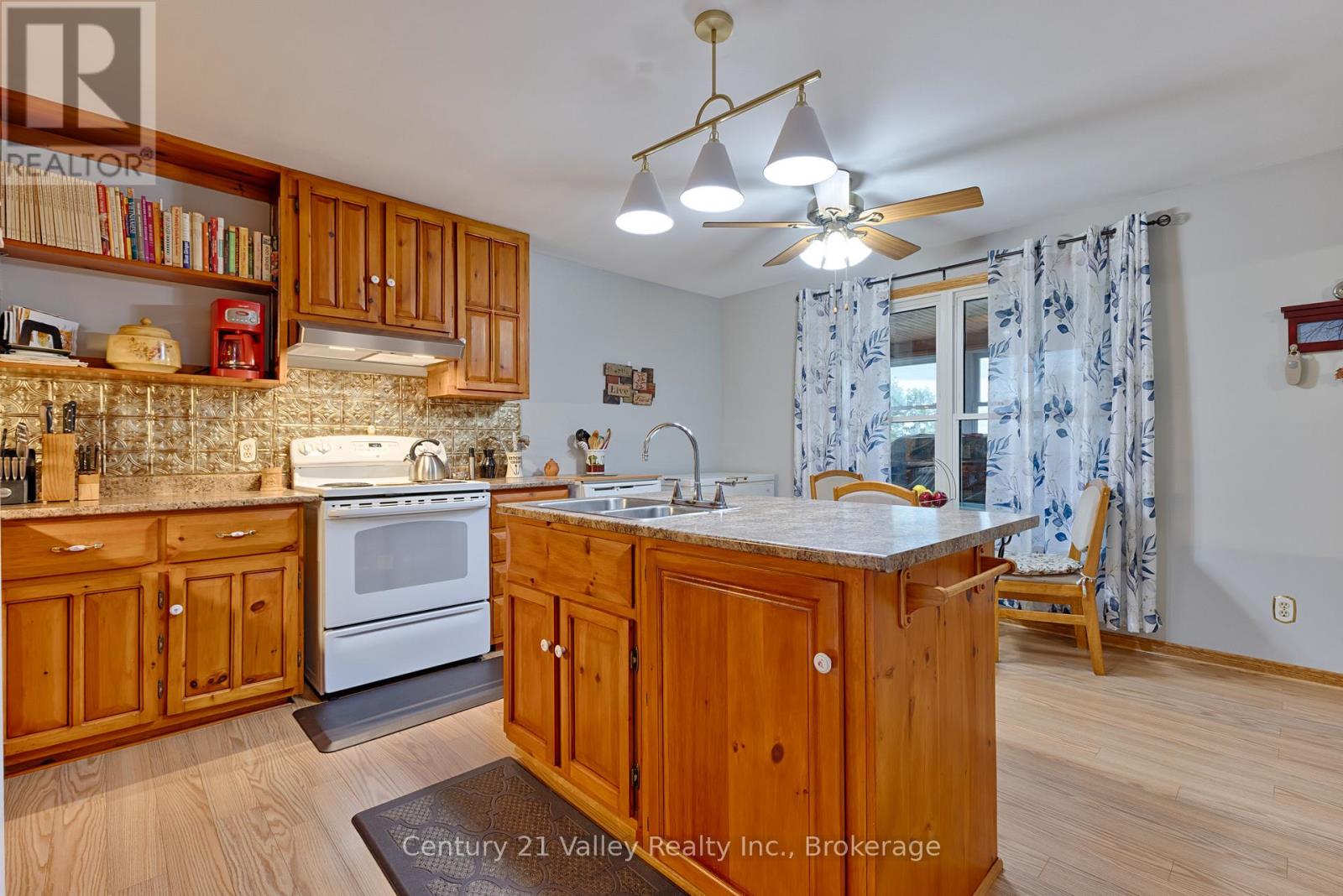 1220 Westross Road, Whitewater Region, Ontario  K0J 1K0 - Photo 27 - X13445906