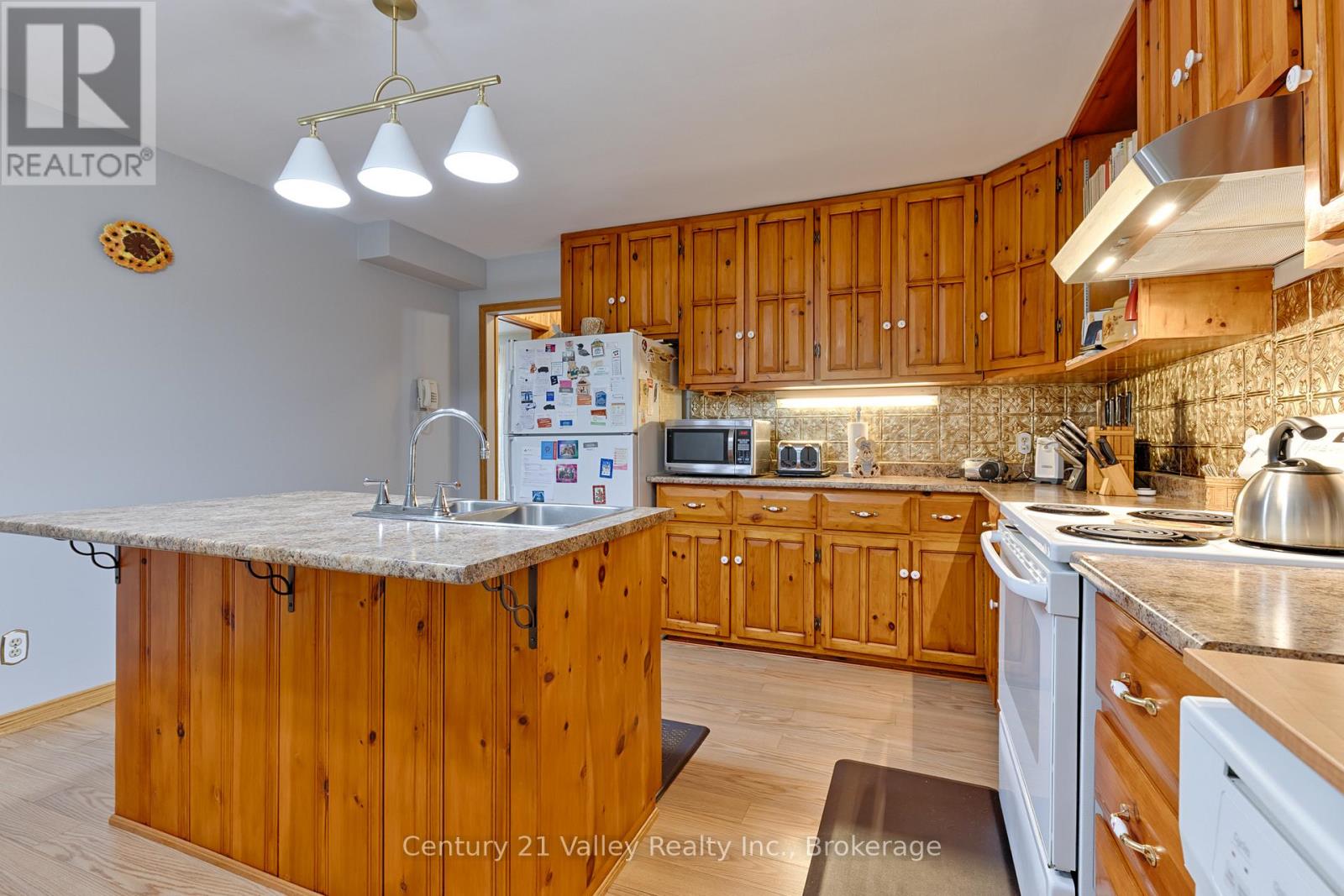 1220 Westross Road, Whitewater Region, Ontario  K0J 1K0 - Photo 25 - X13445906