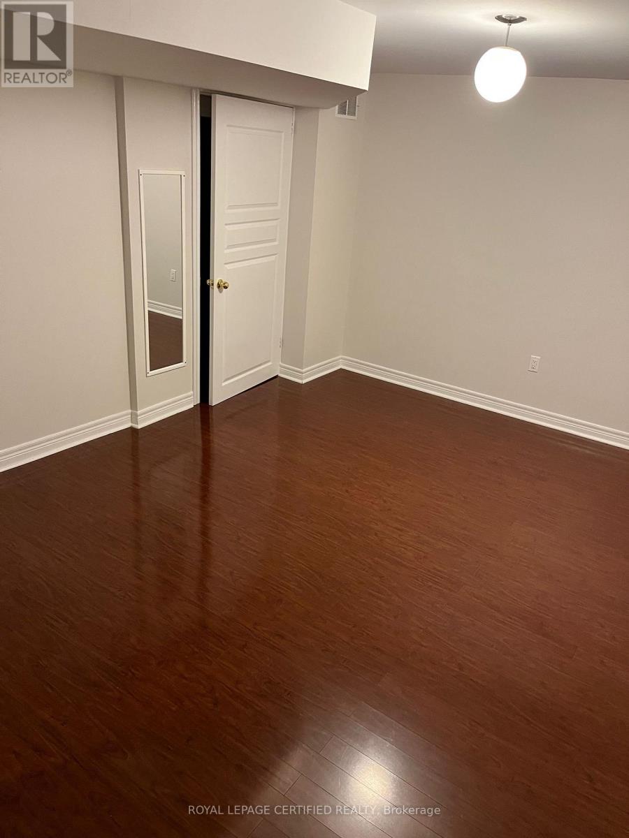 Bsmt - 31 Everingham Circle, Brampton, Ontario  L6R 0R7 - Photo 11 - W13445954