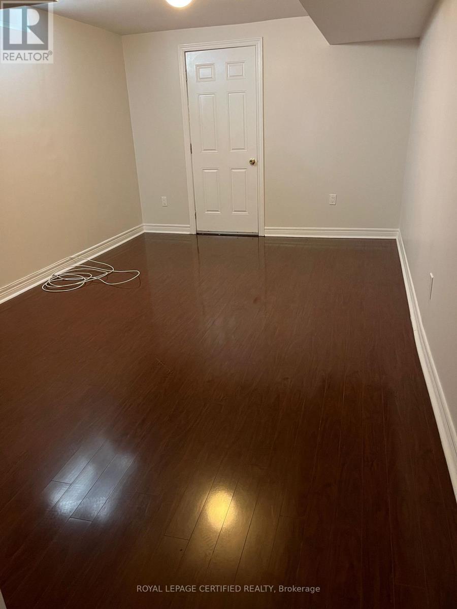 Bsmt - 31 Everingham Circle, Brampton, Ontario  L6R 0R7 - Photo 9 - W13445954