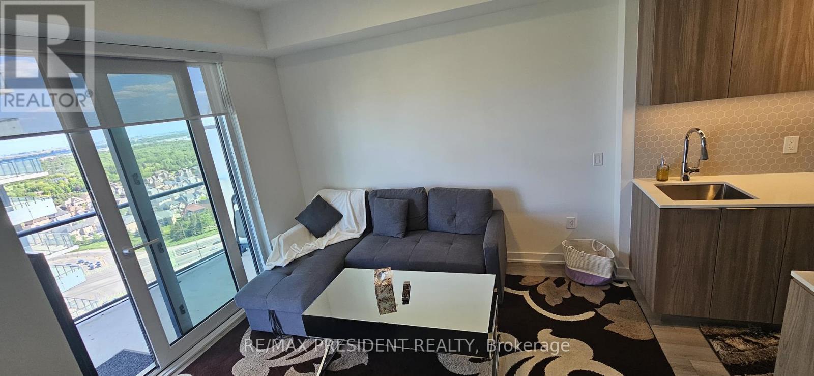 15 Skyridge Drive, Brampton, Ontario  L6P 4S3 - Photo 4 - W13445978