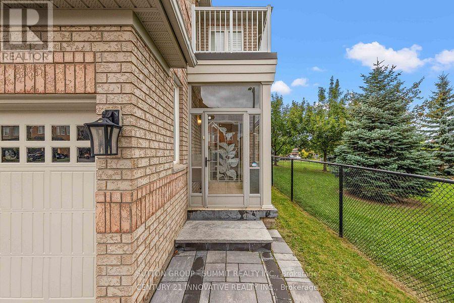 3265 Cabano Crescent N, Mississauga, Ontario  L5M 0B9 - Photo 21 - W13445998