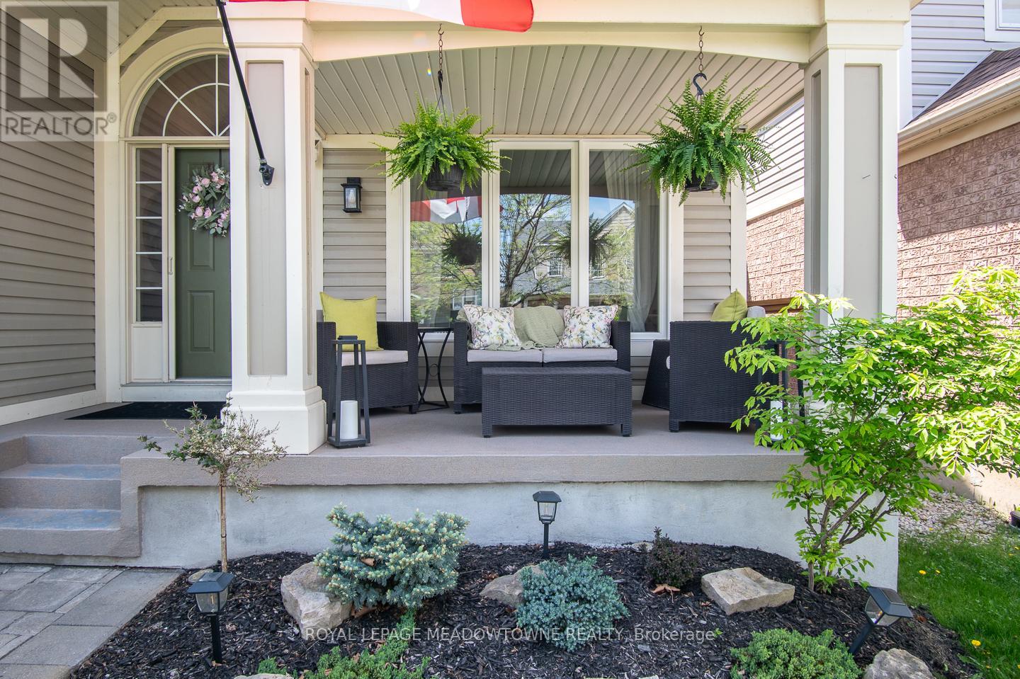 624 Marley Crescent, Milton, Ontario  L9T 5L9 - Photo 3 - W13446010