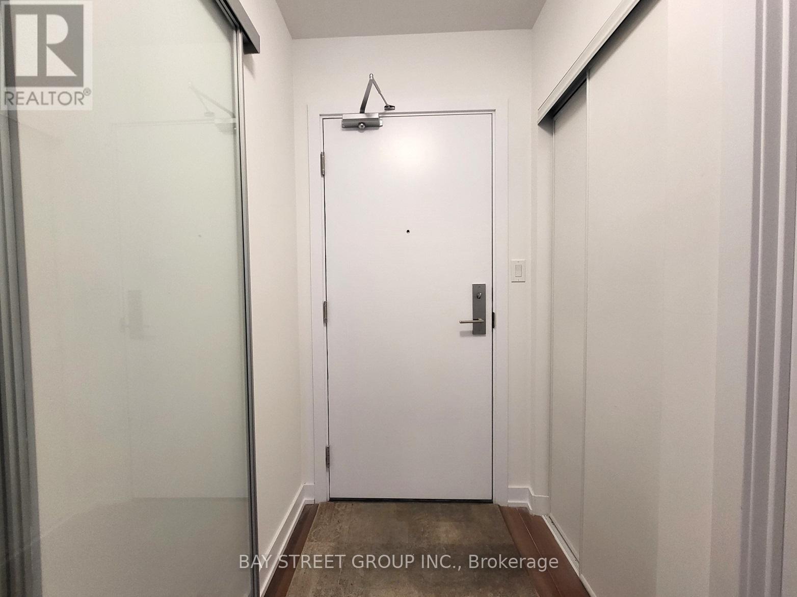 206 - 2433 Dufferin Street, Toronto, Ontario  M6E 0B4 - Photo 4 - W13446092