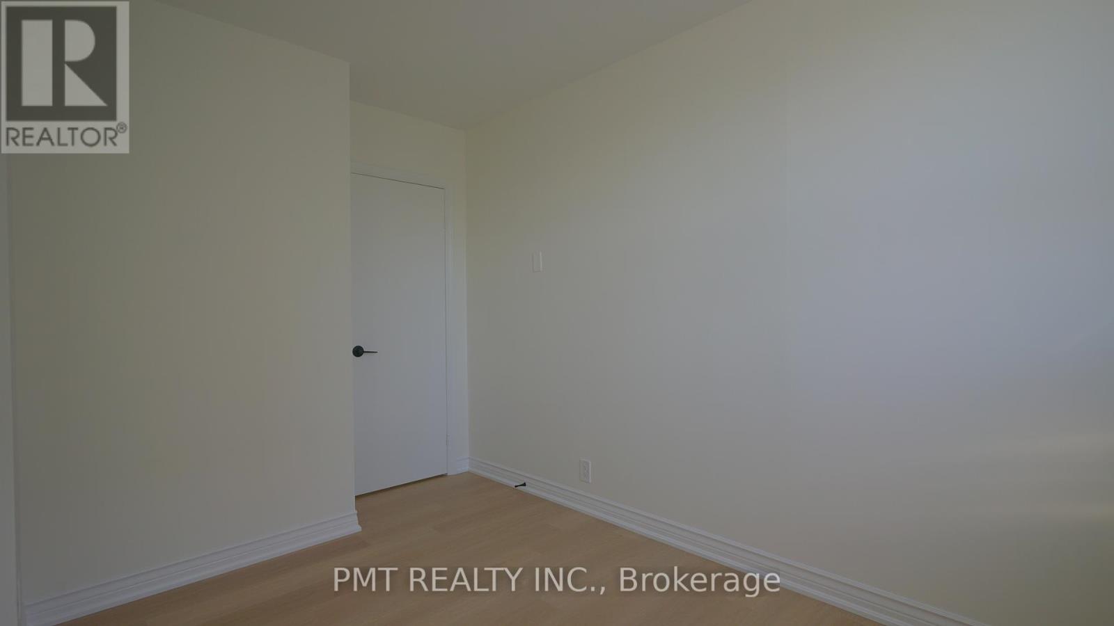 9 - 137 Brookhaven Drive, Toronto, Ontario  M6M 4P1 - Photo 11 - W13446132