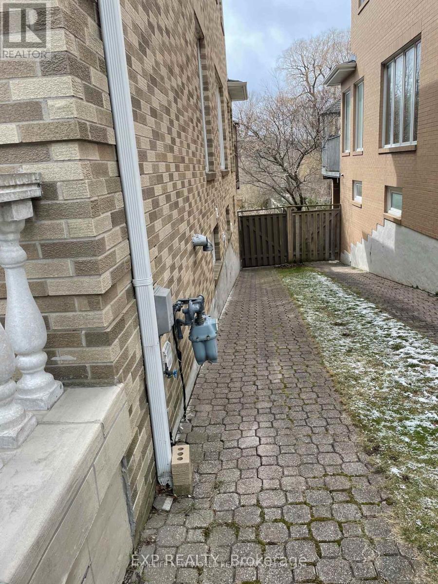 Bsm - 122 Centennial Road, Toronto, Ontario  M1C 1Z5 - Photo 13 - E12987260