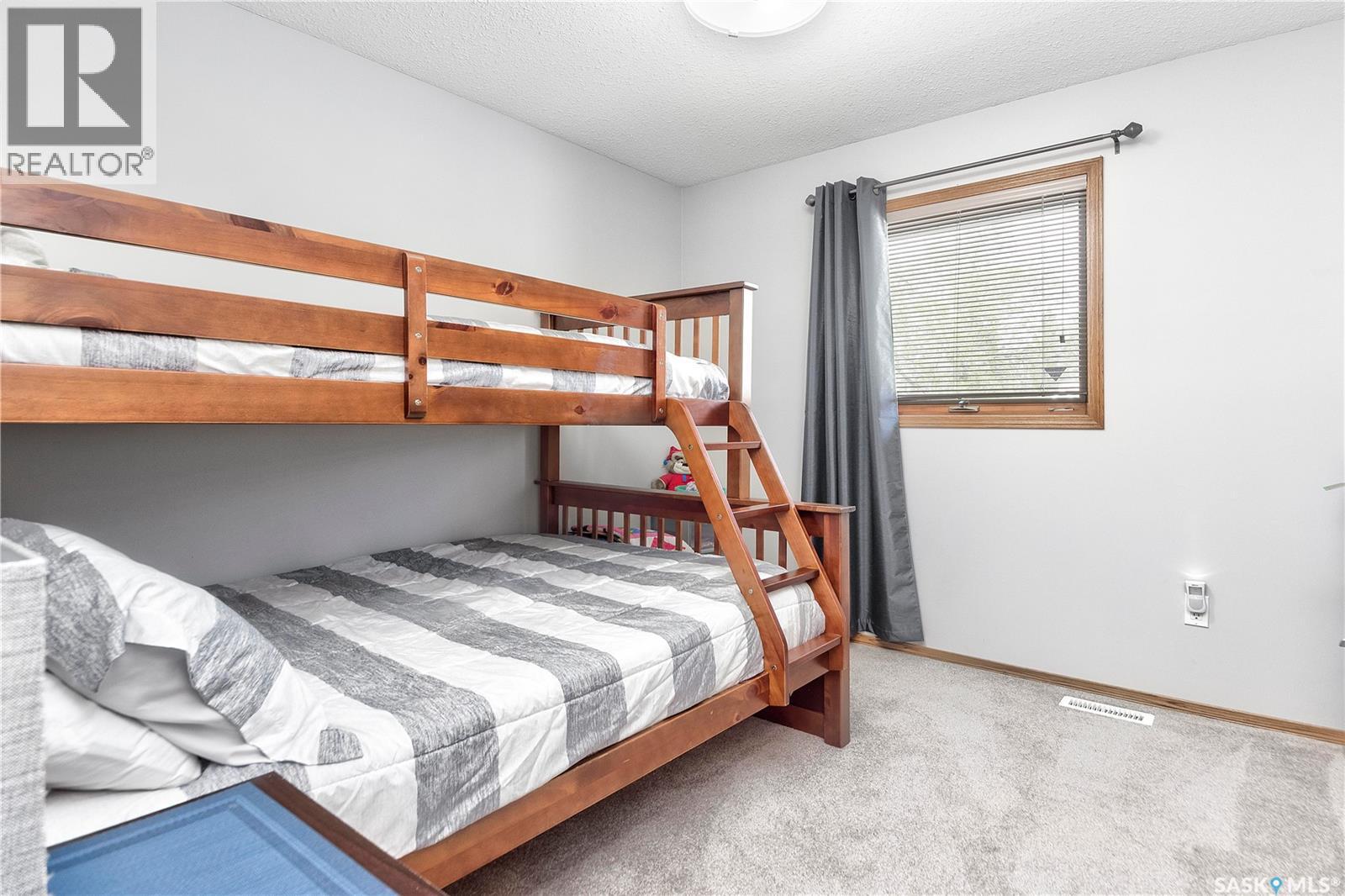582 Mahon Drive, Prince Albert, Saskatchewan  S6V 7Z9 - Photo 13 - SK039421
