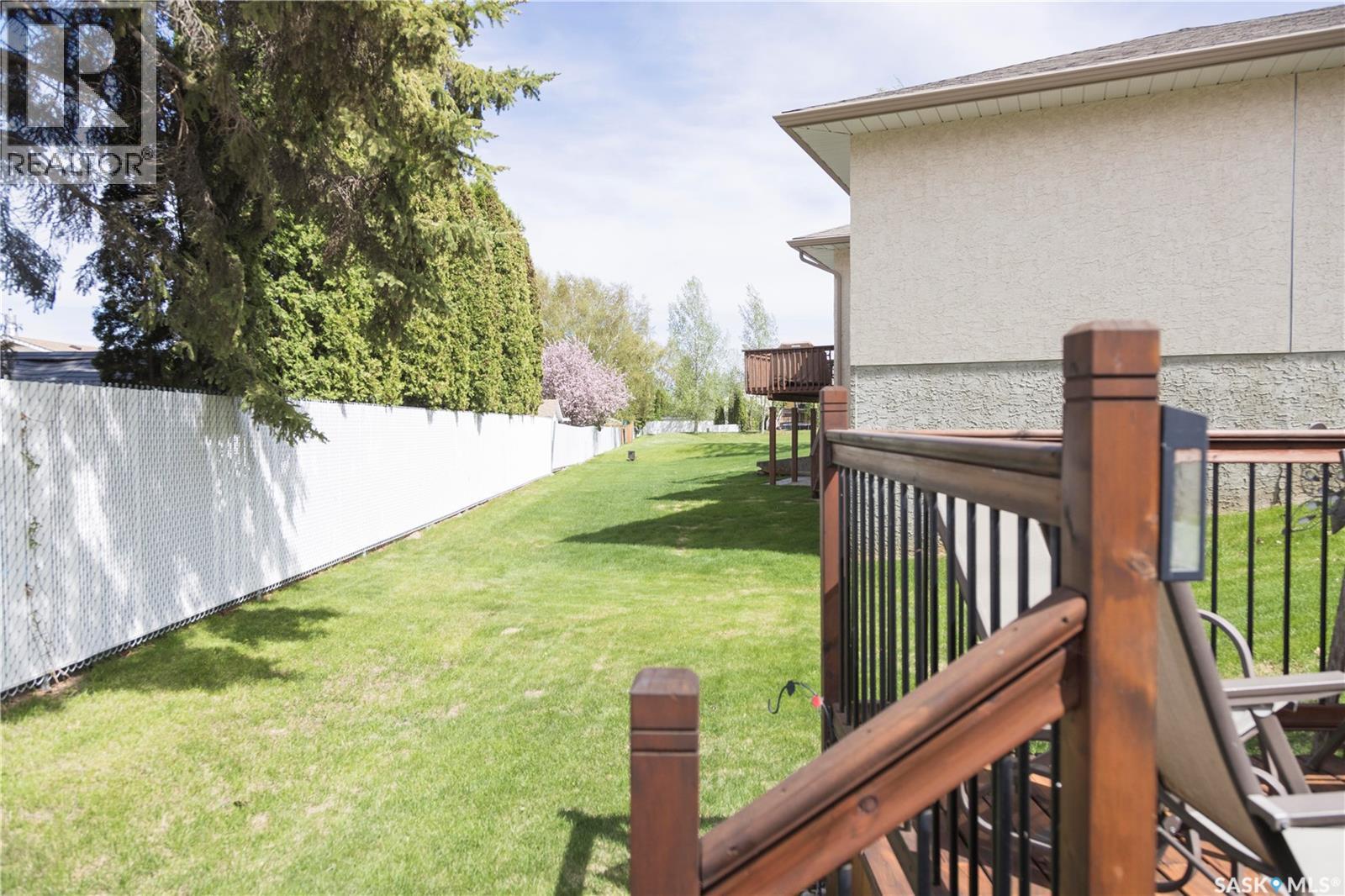 582 Mahon Drive, Prince Albert, Saskatchewan  S6V 7Z9 - Photo 34 - SK039421