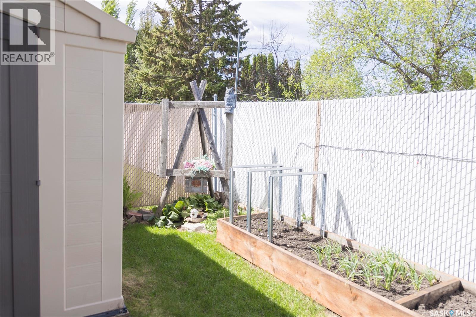 582 Mahon Drive, Prince Albert, Saskatchewan  S6V 7Z9 - Photo 37 - SK039421