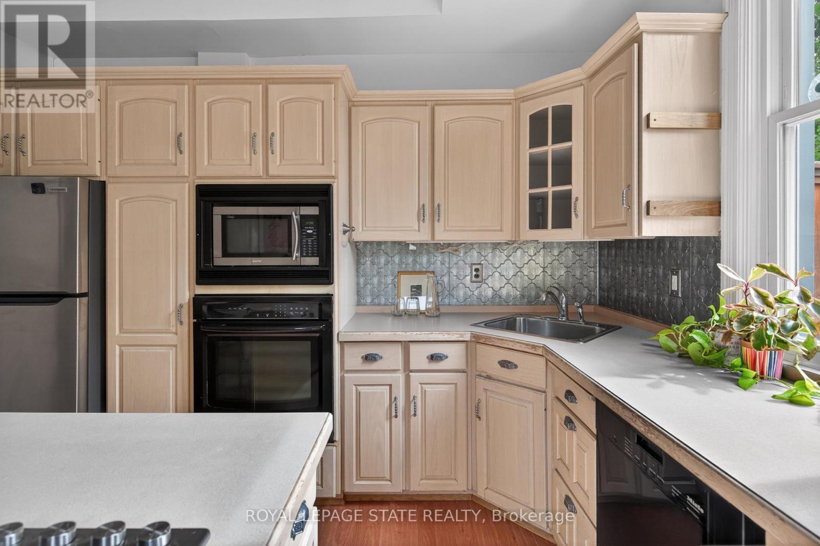 225 Hess Street S, Hamilton, Ontario  L8P 3P3 - Photo 17 - X13446012