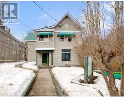 12 GIBSON STREET, Parry Sound, Ontario