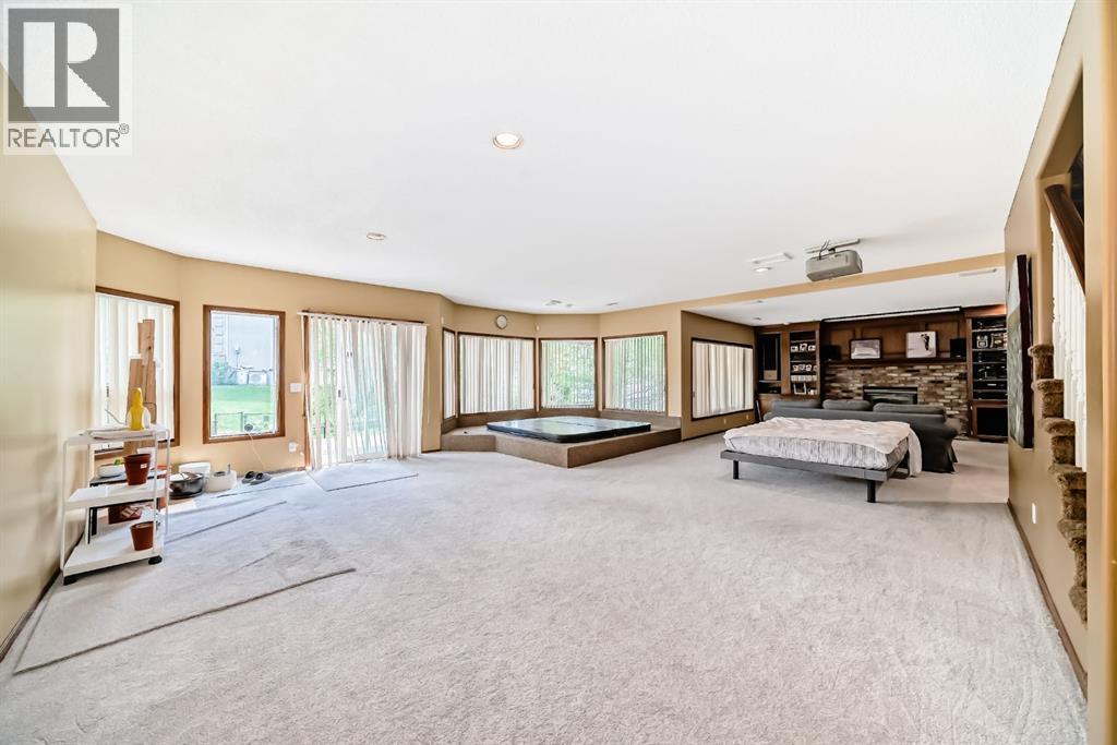 448 Mckenzie Lake Bay SE, Calgary, Alberta  T2Z 2H4 - Photo 29 - A2321047