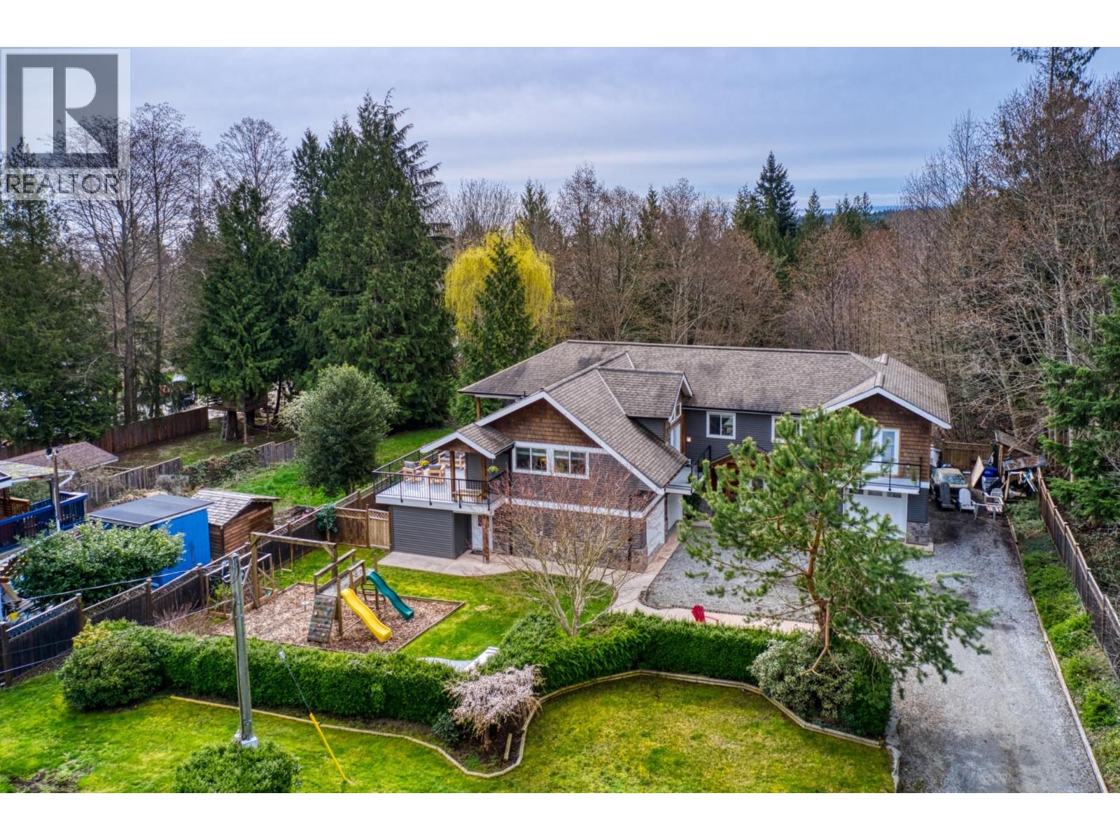 6251 Jasper Road, Sechelt, British Columbia  V7Z 0M2 - Photo 2 - R3090572