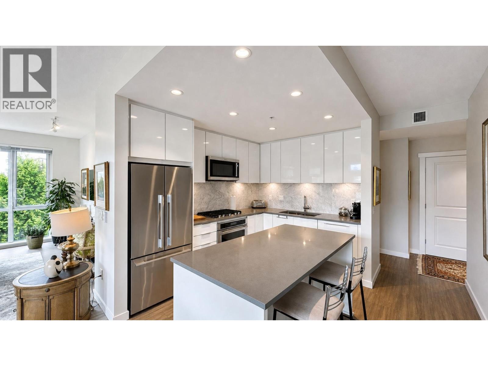 301 2651 Library Lane, North Vancouver, British Columbia  V7J 0C1 - Photo 10 - R3135788