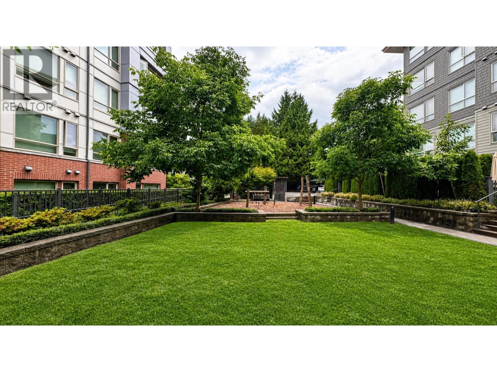 301 2651 Library Lane, North Vancouver, British Columbia  V7J 0C1 - Photo 21 - R3135788