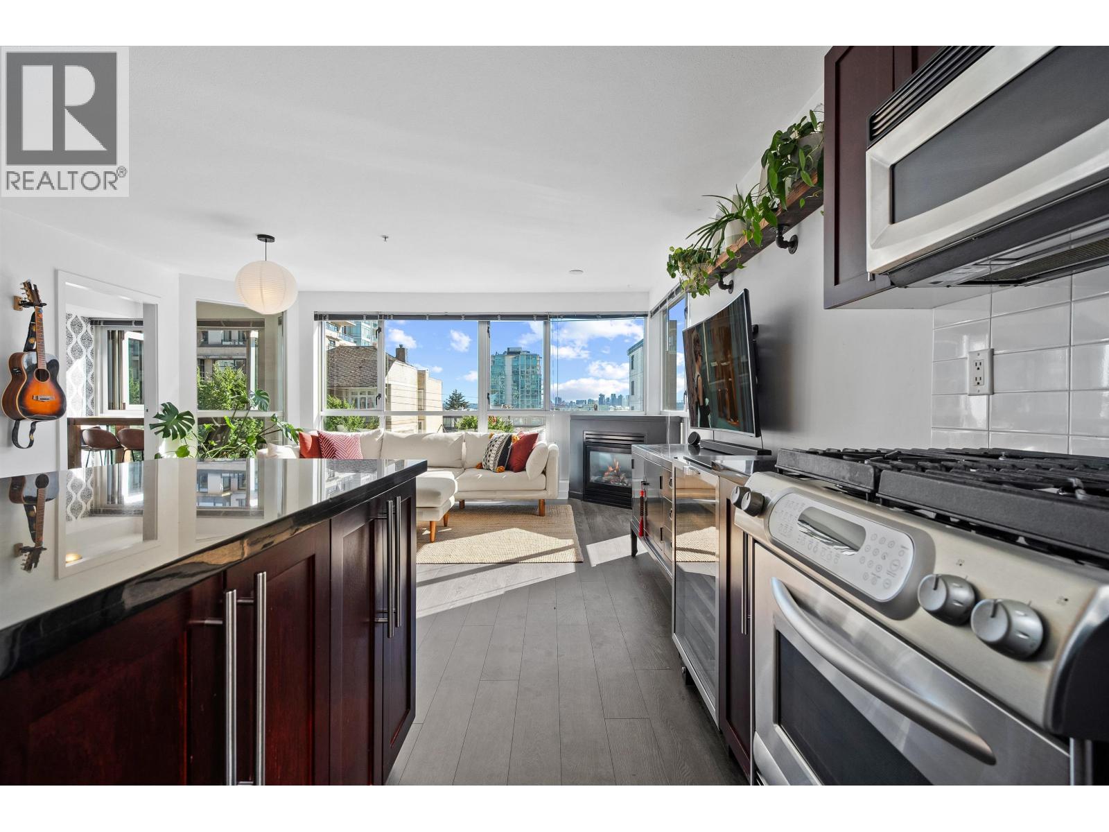 301 122 E 3rd Street, North Vancouver, British Columbia  V7L 1E6 - Photo 11 - R3135801