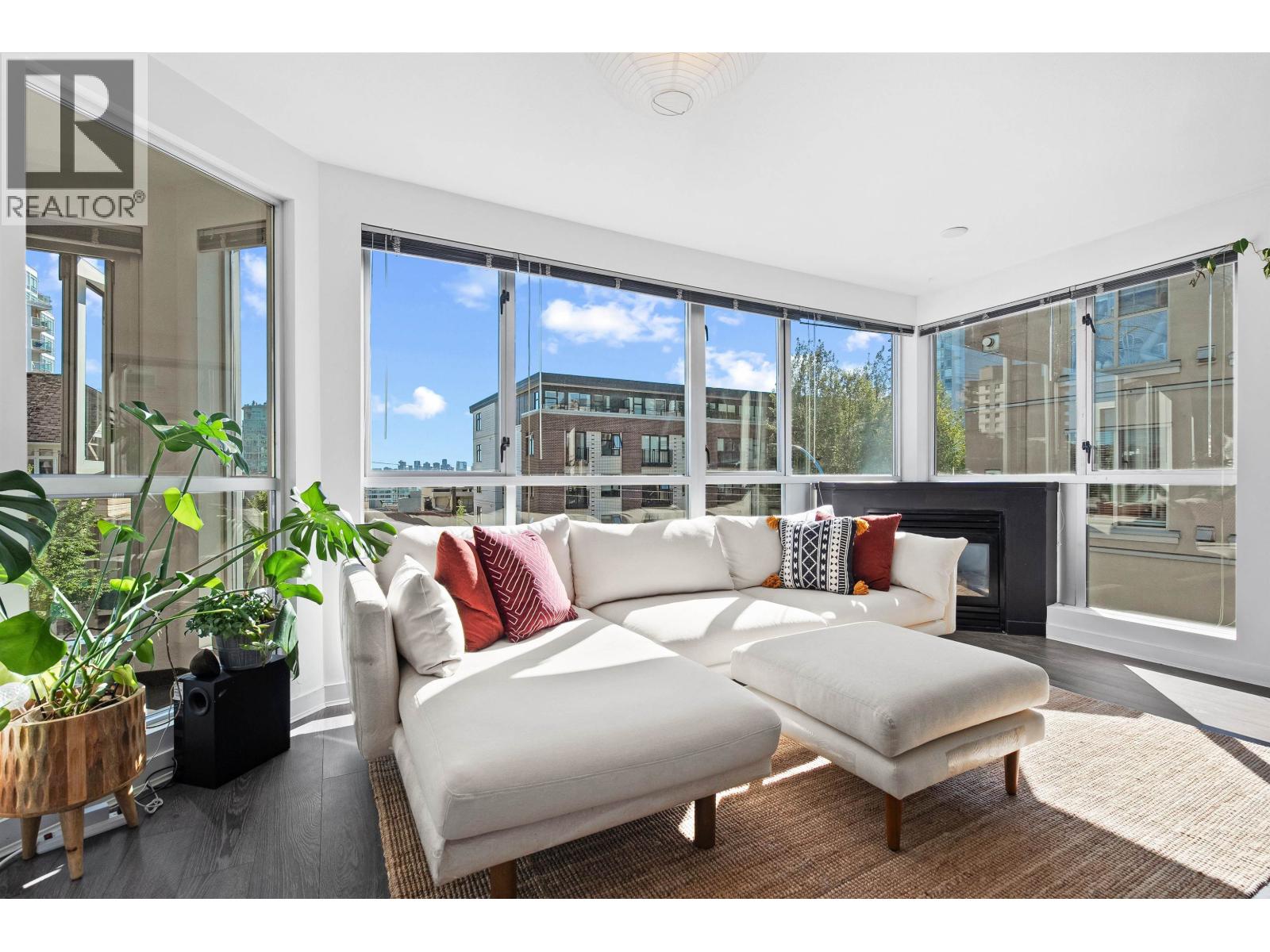 301 122 E 3rd Street, North Vancouver, British Columbia  V7L 1E6 - Photo 15 - R3135801