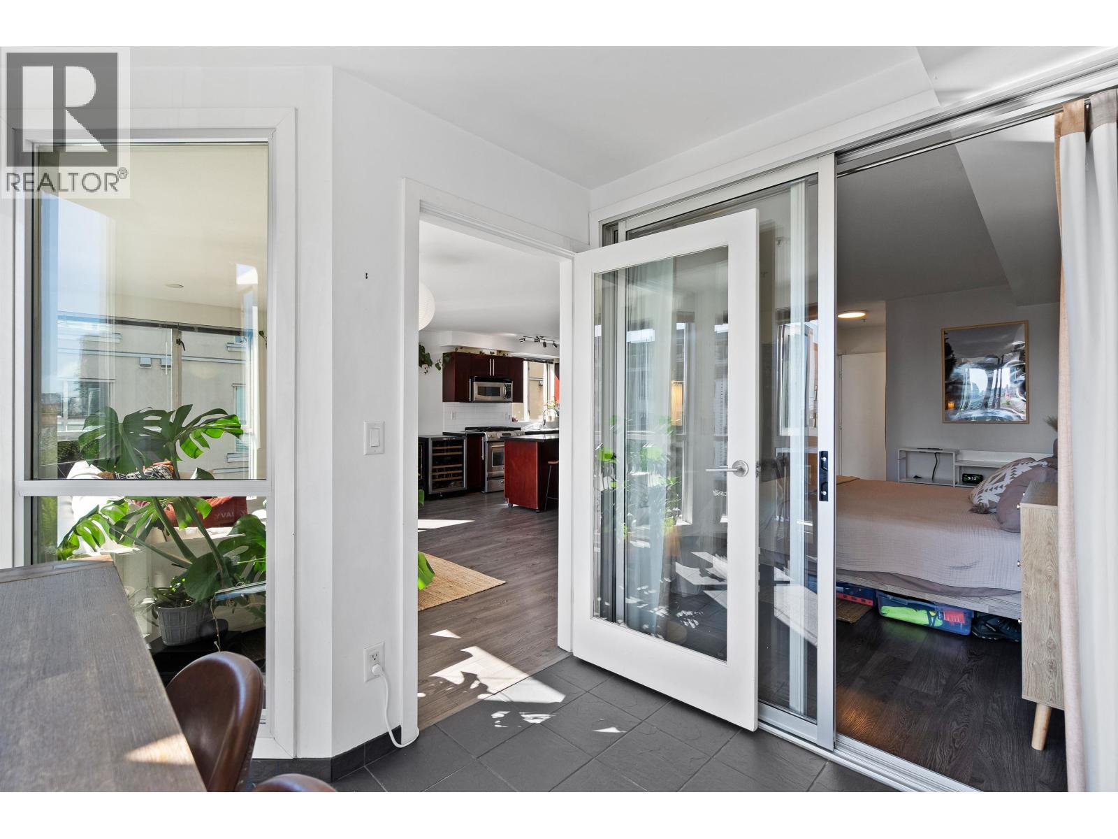 301 122 E 3rd Street, North Vancouver, British Columbia  V7L 1E6 - Photo 20 - R3135801