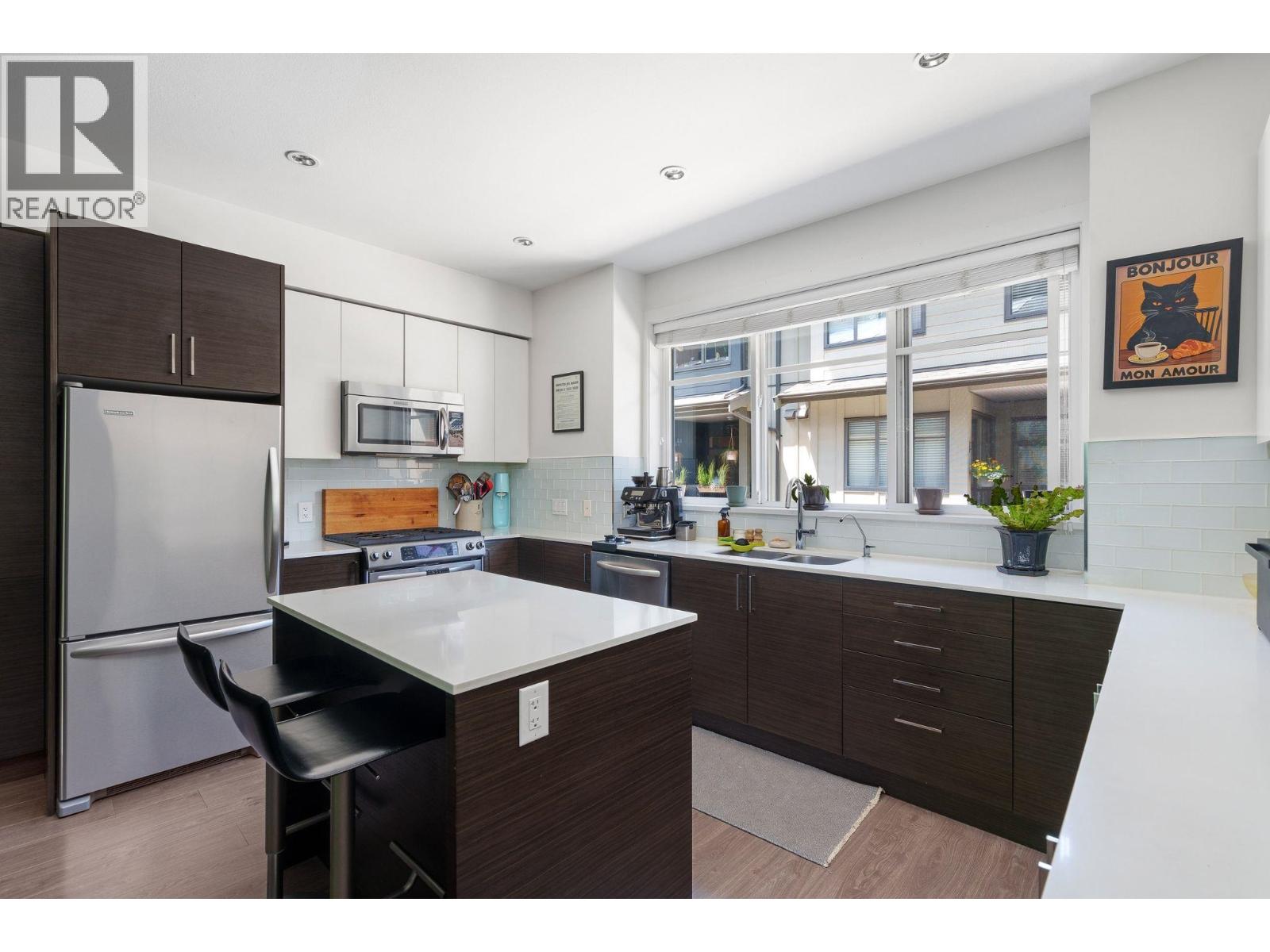 307 2135 Heritage Park Lane, North Vancouver, British Columbia  V7H 0B6 - Photo 10 - R3135814