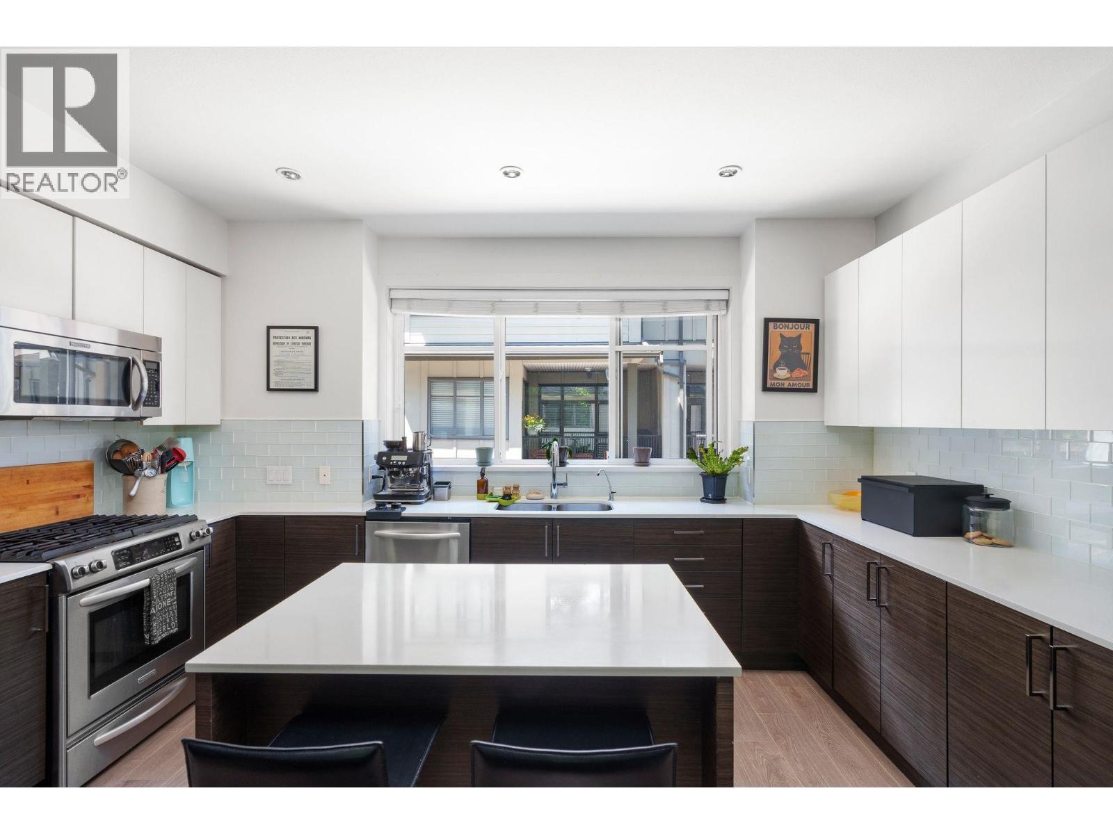 307 2135 Heritage Park Lane, North Vancouver, British Columbia  V7H 0B6 - Photo 16 - R3135814