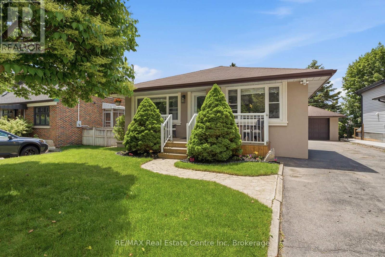 10 CALGARY AVENUE, Guelph, Ontario