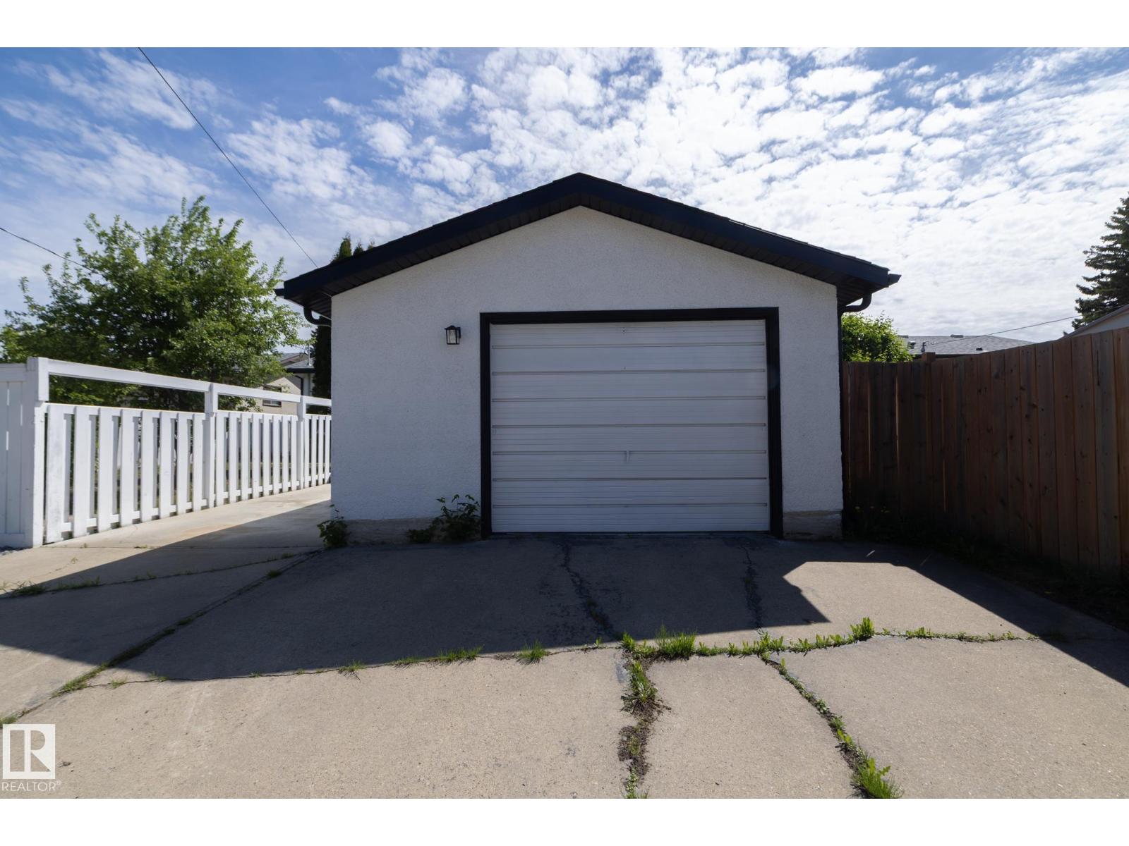 8008 159 St Nw, Edmonton, Alberta  T5R 2E4 - Photo 59 - E4493774