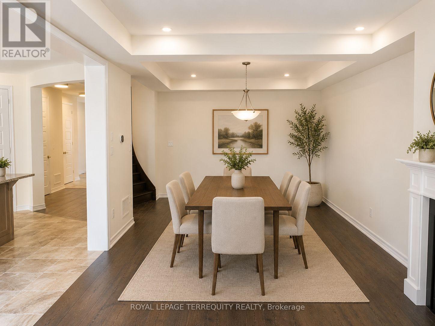 3321 Vernon Powell Drive, Oakville, Ontario  L6H 0Y4 - Photo 4 - W13441872