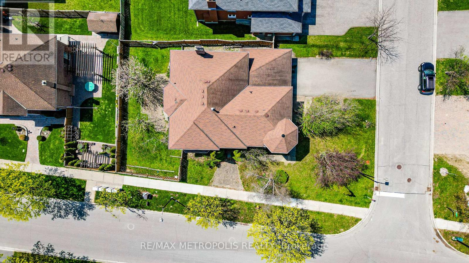 2 Schooner Court, Markham, Ontario  L6C 1R2 - Photo 40 - N13441460