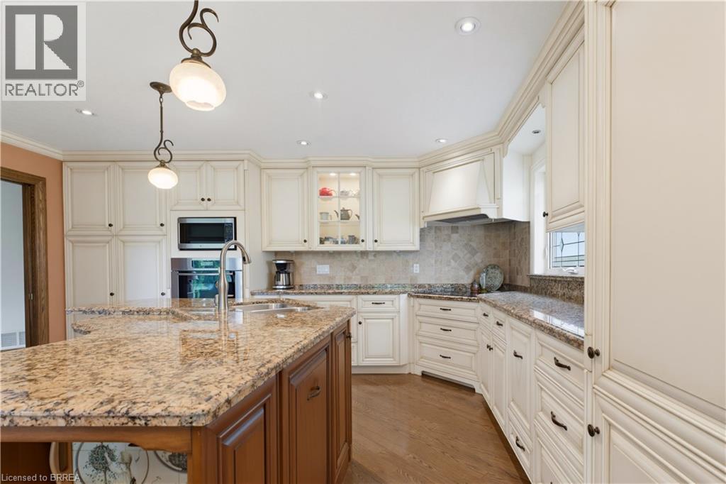 114 Jerome Park Drive, Dundas, Ontario  L9H 6H3 - Photo 9 - 40826547