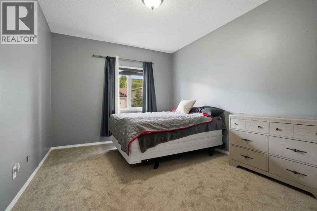 413 Sunrise Hill, Diamond Valley, Alberta  T0L 2A0 - Photo 17 - A2316263