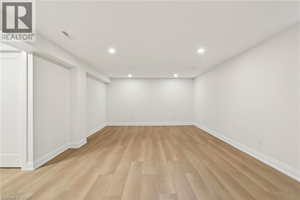 371 Robina Road, Ancaster, Ontario  L9G 2L9 - Photo 37 - 40839028