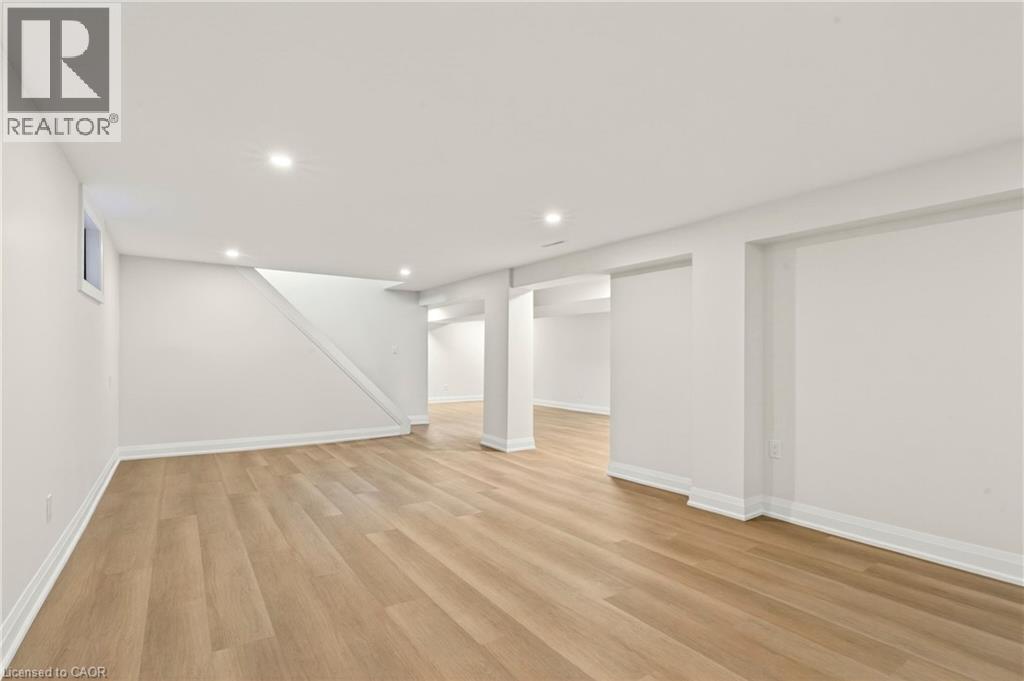 371 Robina Road, Ancaster, Ontario  L9G 2L9 - Photo 38 - 40839028
