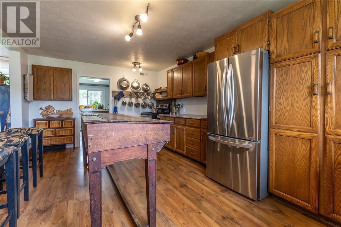 1806 Highway 17, Massey, Ontario  P0P 1P0 - Photo 33 - 2128544