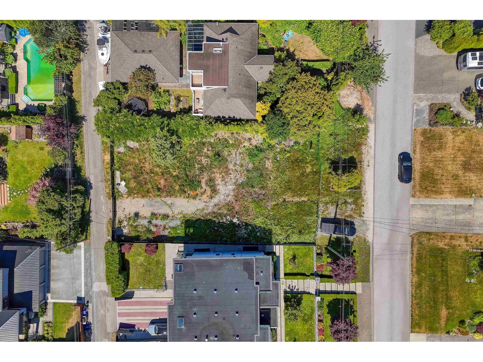15554 Cliff Avenue, White Rock, British Columbia  V4B 1V7 - Photo 5 - R3135884