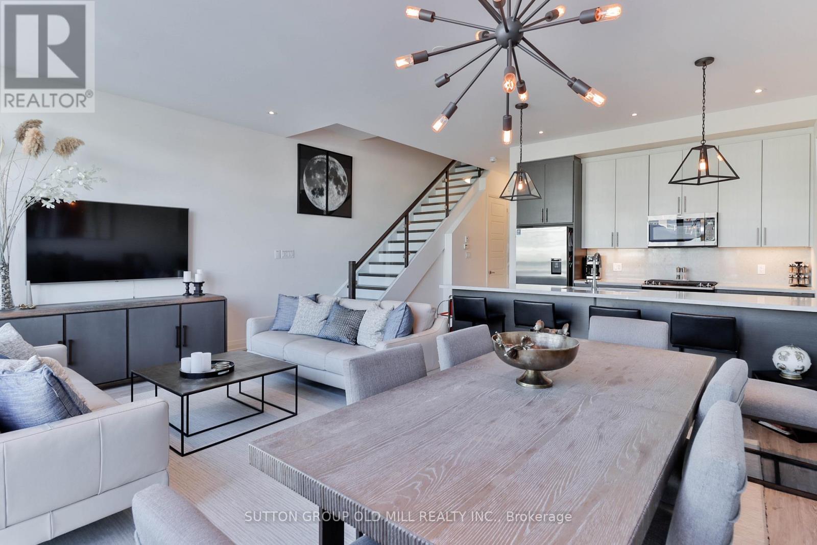 3791 RIVA AVENUE, Innisfil, Ontario