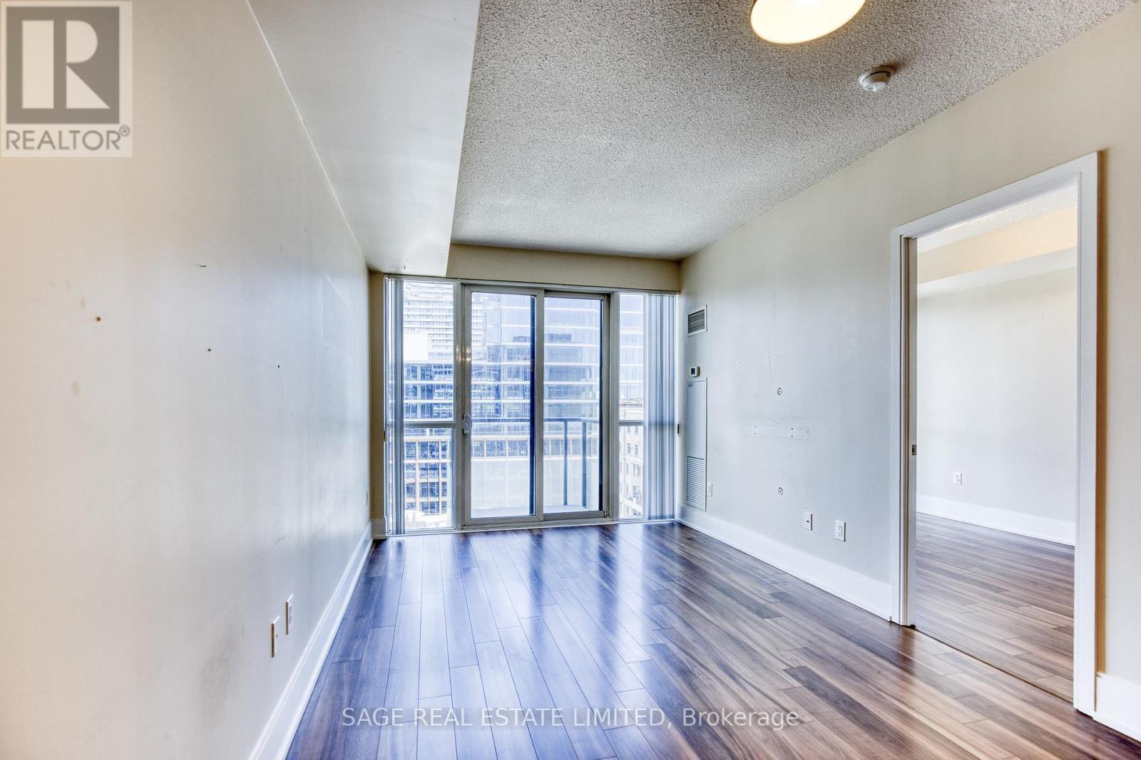 1021 - 560 Front Street W, Toronto, Ontario  M5V 1C1 - Photo 15 - C13446338