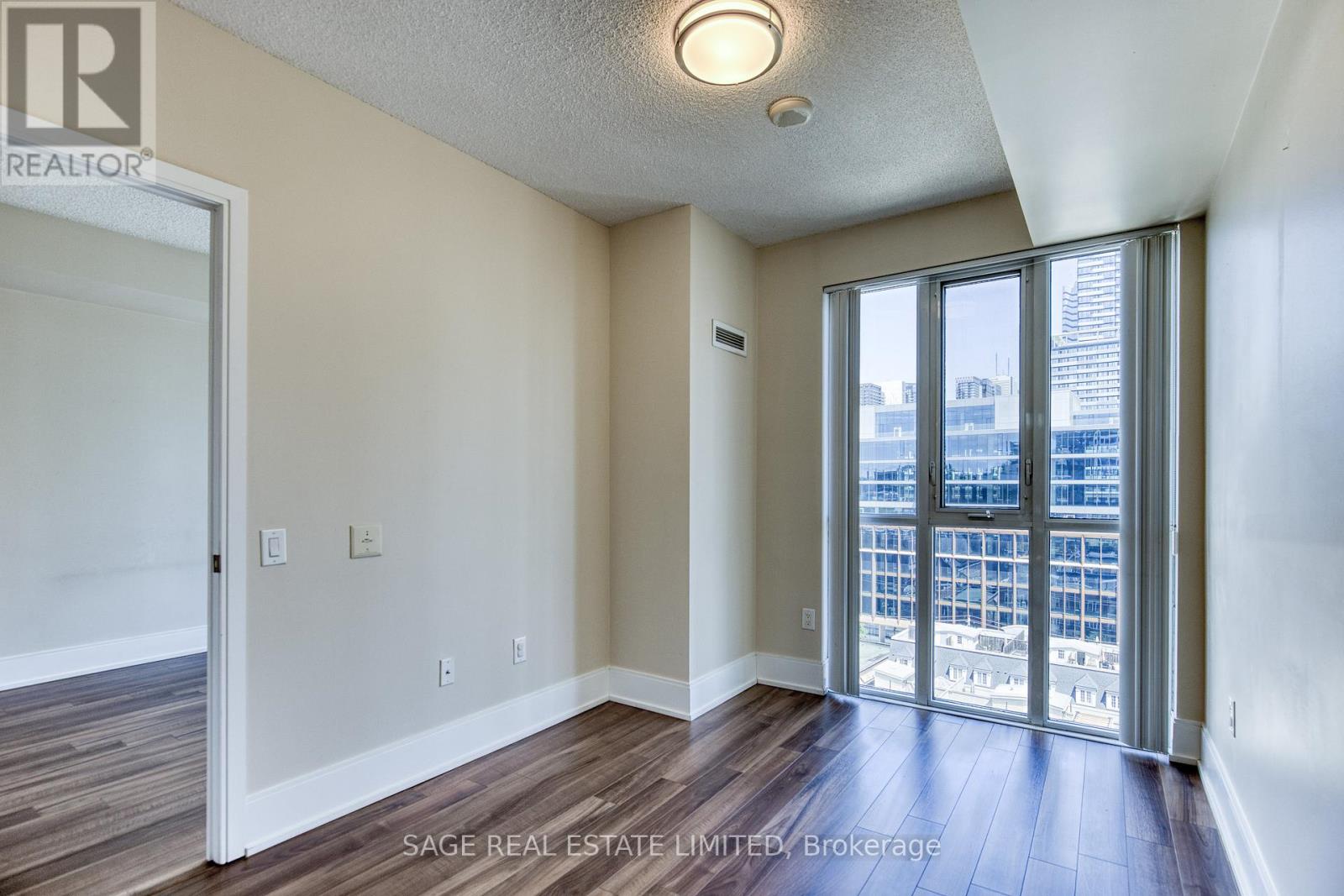 1021 - 560 Front Street W, Toronto, Ontario  M5V 1C1 - Photo 21 - C13446338